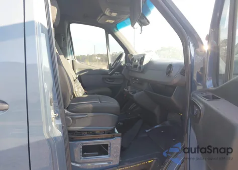 2019 Mercedes-Benz Sprinter 2500 High Roof V6 z USA, uszkodzony, nr VIN WD4PF1CD8KP151783